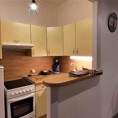 Ecm Continental Appartement Vittel Buitenkant foto
